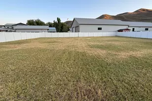 335 W Memorial Park Rd, Henefer, UT 84033 - Photo 45