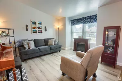 2816 W 4400 S, Roy, UT 84067 - Photo 3