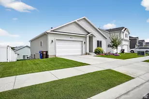 4673 E Golden Meadow Crossing, Eagle Mountain, UT 84005 - Photo 3