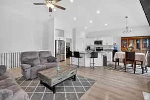 4673 E Golden Meadow Crossing, Eagle Mountain, UT 84005 - Photo 5