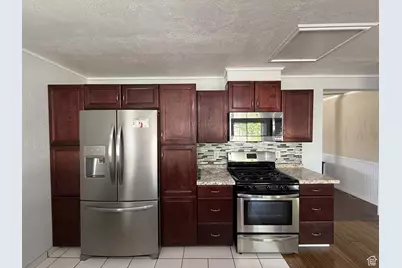 250 N 6th Ave, Price, UT 84501 - Photo 11