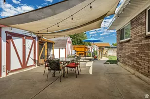 1886 W Champagne Ave, Taylorsville, UT 84129 - Photo 43