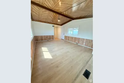 485 S 100 E #10, Wellington, UT 84542 - Photo 5