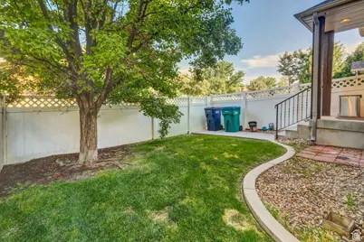 8729 S Leafwood Ln, Sandy, UT 84094 - Photo 31