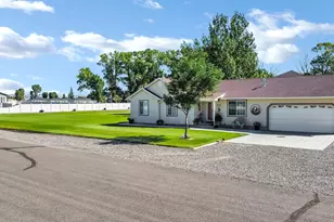 479 S 500 W, Loa, UT 84747 - Photo 3