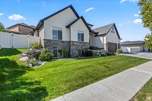 4104 E Mount Airey Dr, Eagle Mountain, UT 84005 - Photo 3