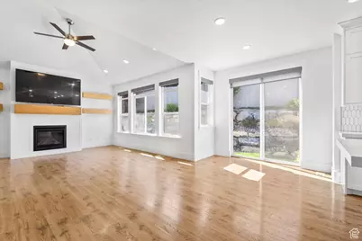 4104 E Mount Airey Dr, Eagle Mountain, UT 84005 - Photo 13