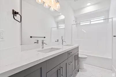 4104 E Mount Airey Dr, Eagle Mountain, UT 84005 - Photo 25