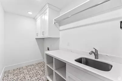 4104 E Mount Airey Dr, Eagle Mountain, UT 84005 - Photo 15