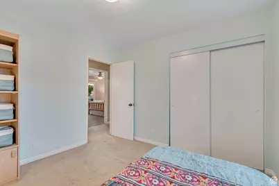 8638 S Piper Ln E, Sandy, UT 84093 - Photo 21