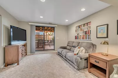 8638 S Piper Ln E, Sandy, UT 84093 - Photo 27