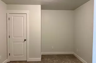 194 W Seasnons Ln, Garden City, UT 84028 - Photo 15