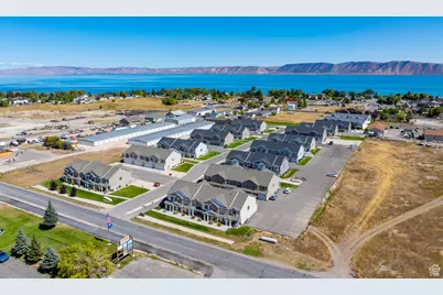 194 W Seasnons Ln #51, Garden City, UT 84028 - Photo 5