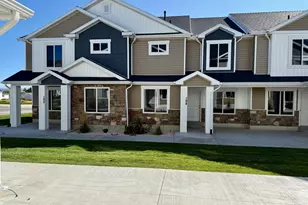 194 W Seasnons Ln, Garden City, UT 84028 - Photo 1