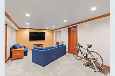 2968 E Pine View Dr S, Cottonwood Heights, UT 84121 - Photo 17