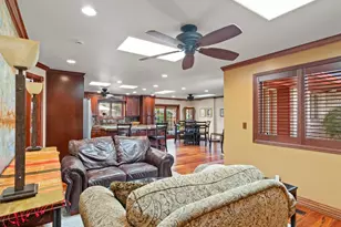 2968 E Pine View Dr S, Cottonwood Heights, UT 84121 - Photo 3