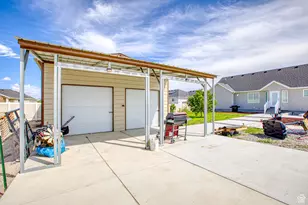 72 S Mustang Ridge E, Grantsville, UT 84029 - Photo 17