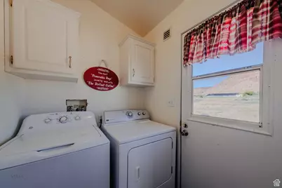 3935 E Mountain Dr, Kanab, UT 84741 - Photo 17