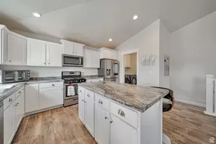 347 W Williams Ln S, Grantsville, UT 84029 - Photo 7