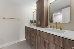 245 N Vine St W, Salt Lake City, UT 84103 - Photo 15