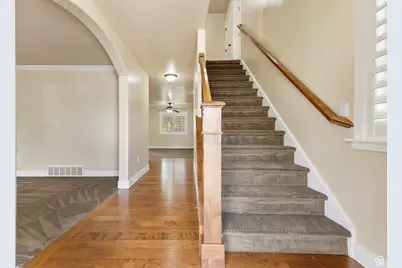 642 E Center St, Pleasant Grove, UT 84062 - Photo 3