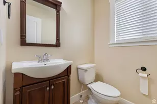 642 E Center St, Pleasant Grove, UT 84062 - Photo 9