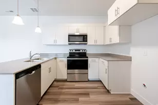 855 N Pugh Ln, Saratoga Springs, UT 84045 - Photo 15