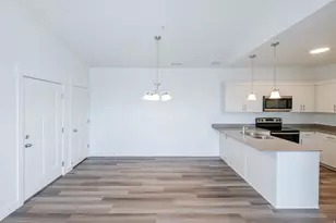 855 N Pugh Ln, Saratoga Springs, UT 84045 - Photo 13