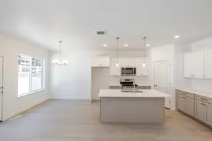 4781 S Olive Ave, Mapleton, UT 84664 - Photo 3