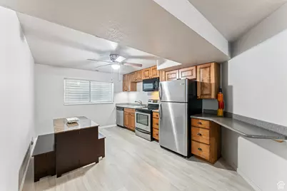 2223 W Williamsburg Cir, West Jordan, UT 84088 - Photo 27