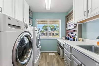 2223 W Williamsburg Cir, West Jordan, UT 84088 - Photo 15