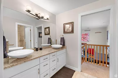 2471 S Scenic Dr E, Salt Lake City, UT 84109 - Photo 25