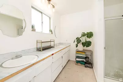 5304 S 3100 W, Roy, UT 84067 - Photo 19