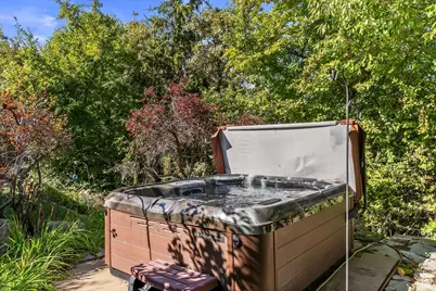 2136 N 2800 E, Layton, UT 84040 - Photo 29