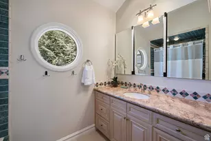 5678 E Twin Creek Rd, Salt Lake City, UT 84108 - Photo 21