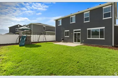 1886 W Red Maple Dr, Syracuse, UT 84075 - Photo 21