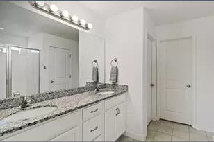 1886 W Red Maple Dr, Syracuse, UT 84075 - Photo 15