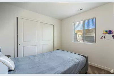 1886 W Red Maple Dr, Syracuse, UT 84075 - Photo 19