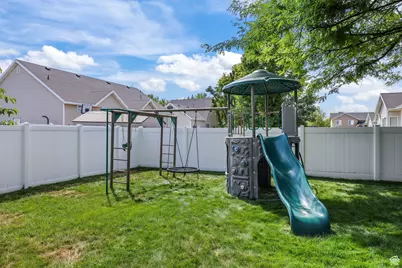 1327 S 1650 W, Syracuse, UT 84075 - Photo 35