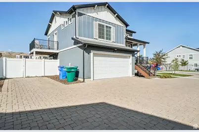 4401 W Bromwell Ct, Lehi, UT 84048 - Photo 29