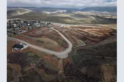 6758 N 5200 W #122, Mountain Green, UT 84050 - Photo 7