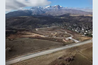 6758 N 5200 W #122, Mountain Green, UT 84050 - Photo 9