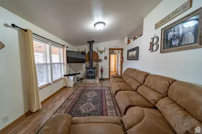 180 E Main St, Ferron, UT 84523 - Photo 3