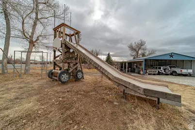 180 E Main St, Ferron, UT 84523 - Photo 39