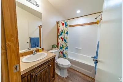 180 E Main St, Ferron, UT 84523 - Photo 25