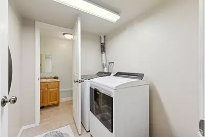 4887 W 8620 S, West Jordan, UT 84081 - Photo 39