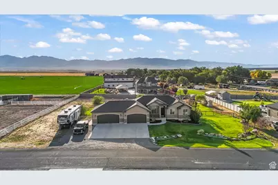 3949 N Rose Springs Rd, Erda, UT 84074 - Photo 47