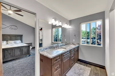 9298 N Deerfield Cir E, Eagle Mountain, UT 84005 - Photo 25