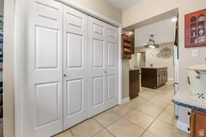 81 S 100 W, Tooele, UT 84074 - Photo 13