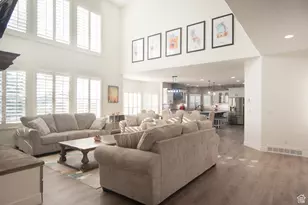 37 N Swift Creek Dr, Layton, UT 84041 - Photo 19